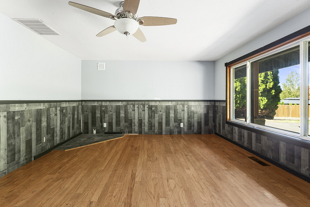 View property gallery image 5