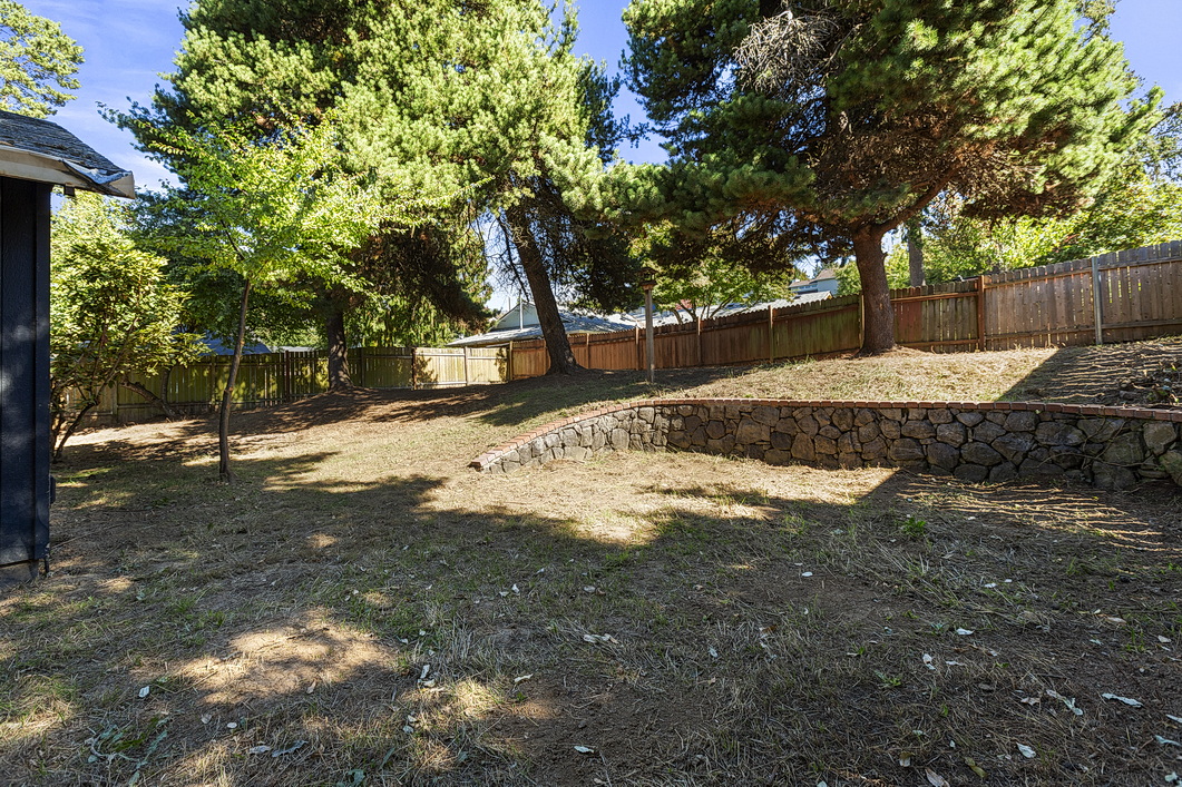Property image 20 / 20