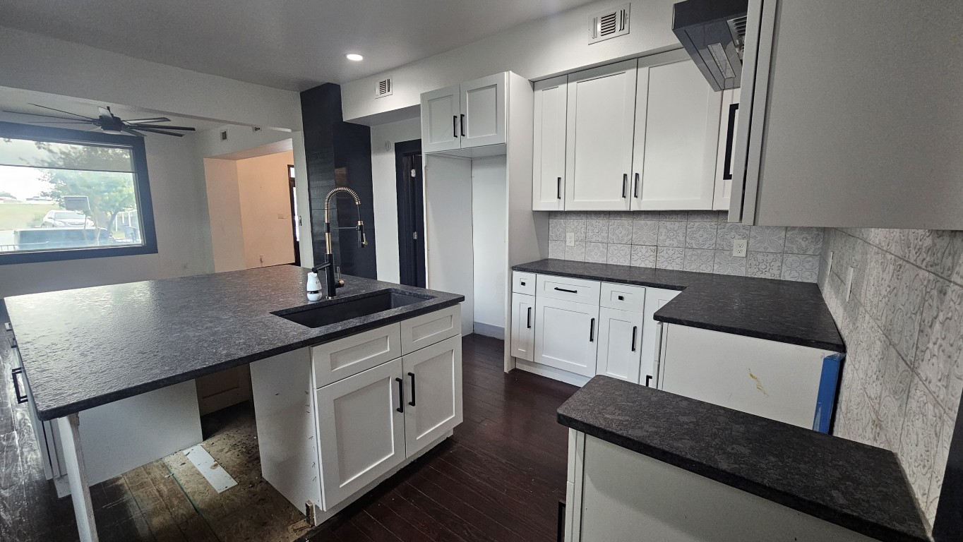 Property image 7 / 22