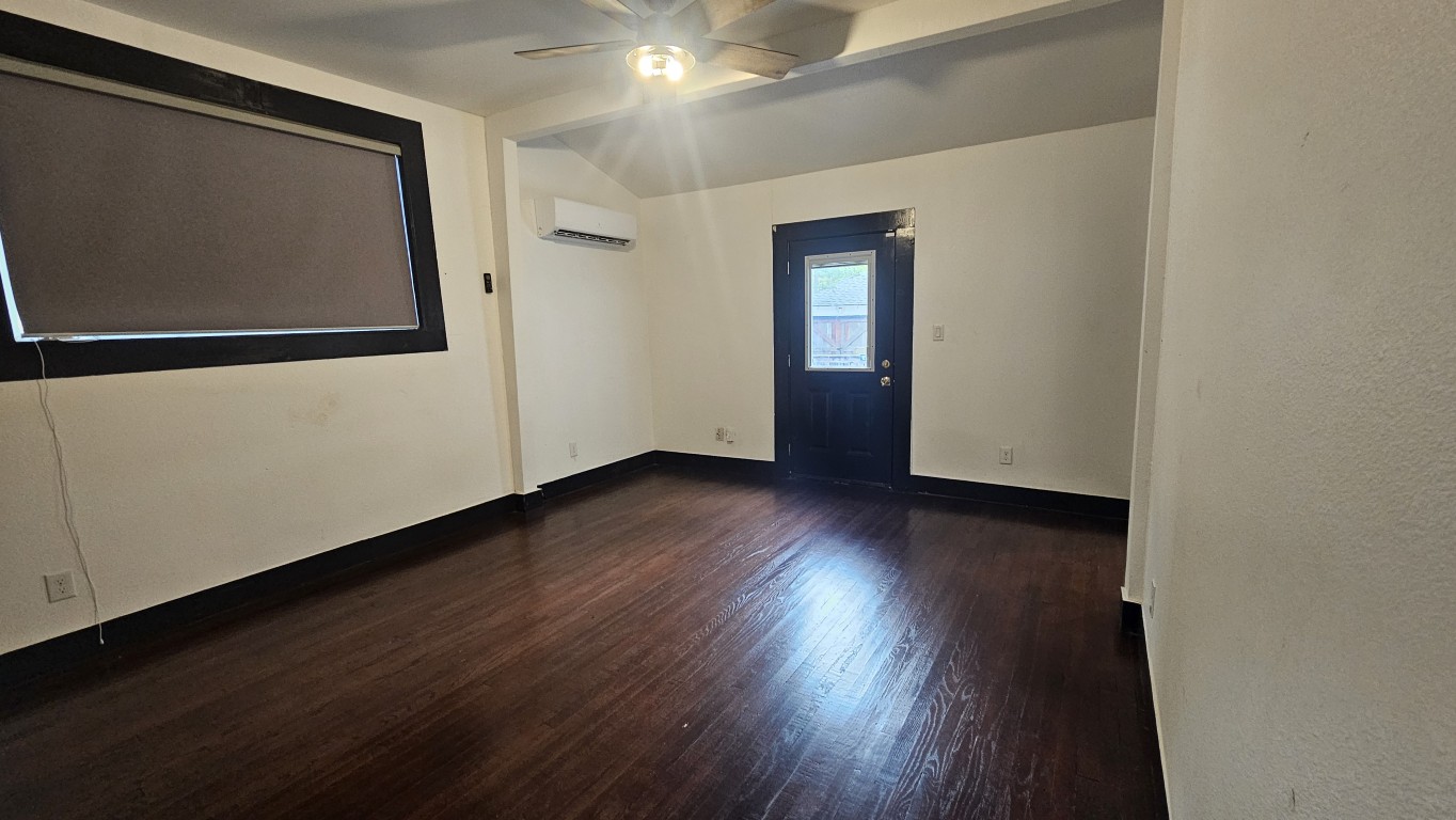 Property image 10 / 22