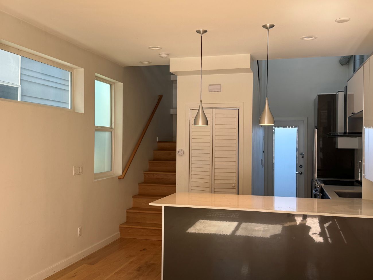 View property gallery image 2
