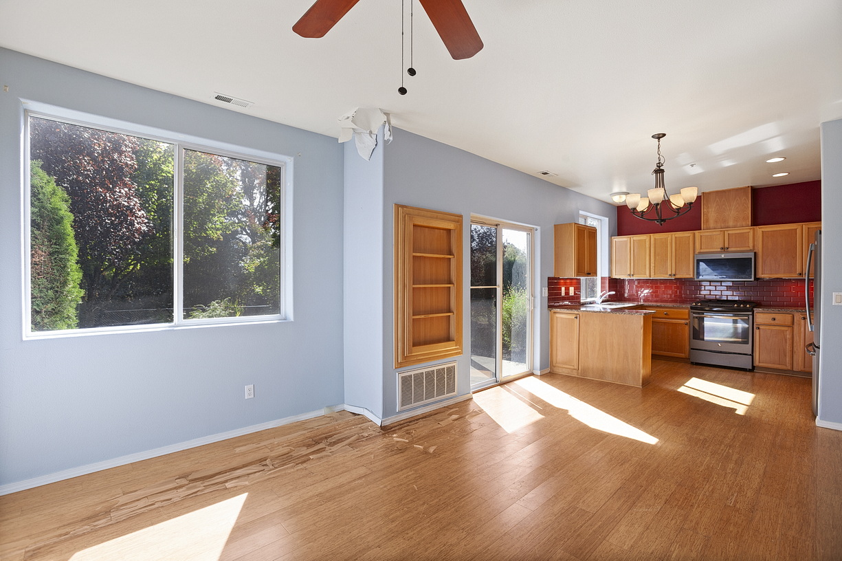 Property image 13 / 21
